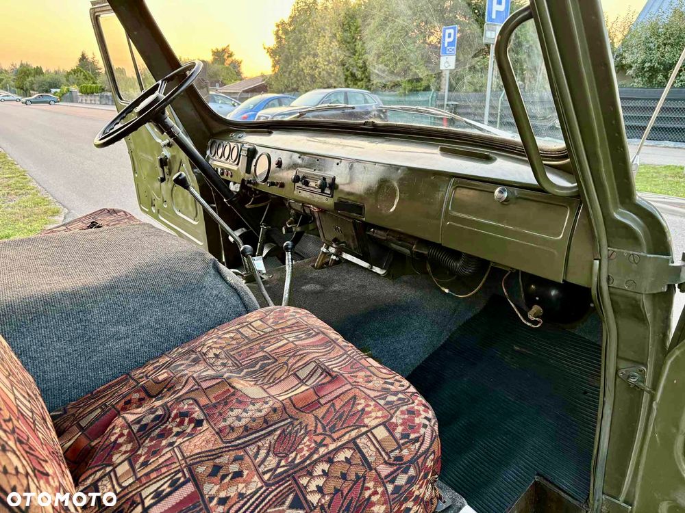 Uaz Inny - 7
