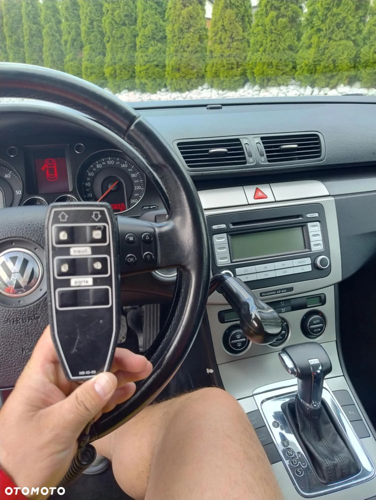 Volkswagen Passat 2.0 TDI Comfortline DSG - 26