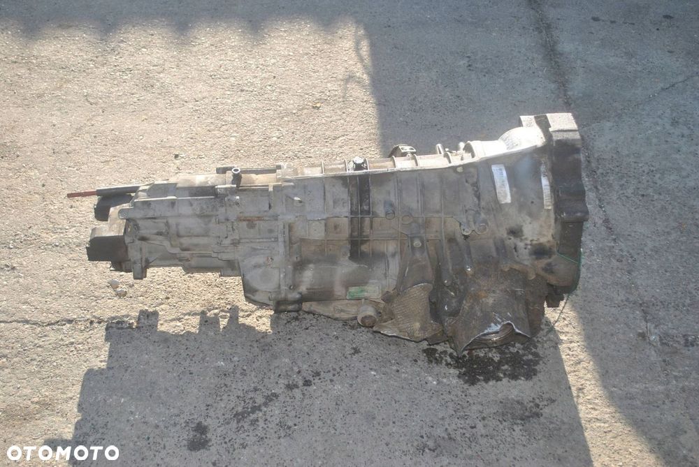 SKRZYNIA BIEGÓW AUTOMATYCZNA AUDI A6 C5 3.0 FLV - 1