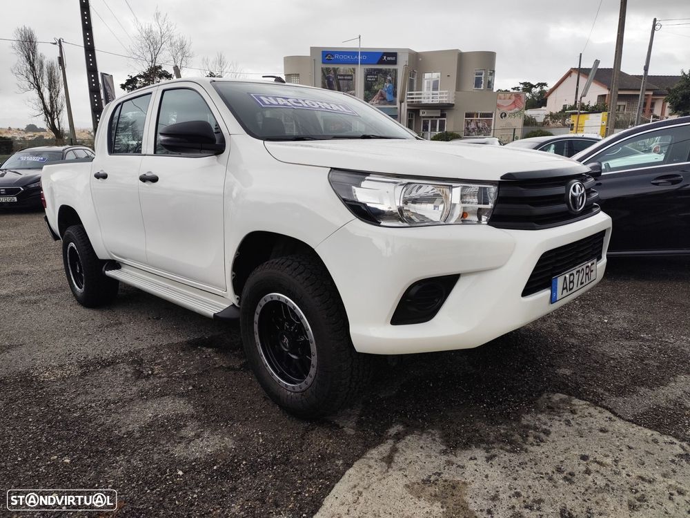 Toyota Hilux 2.4 D-4D 4WD CD Tracker - 5