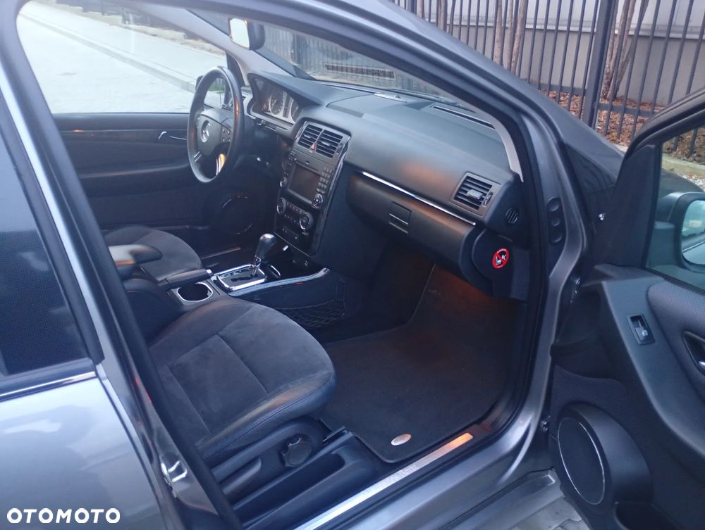 Mercedes-Benz Klasa B 200 CDI Autotronic Grand Edition - 19