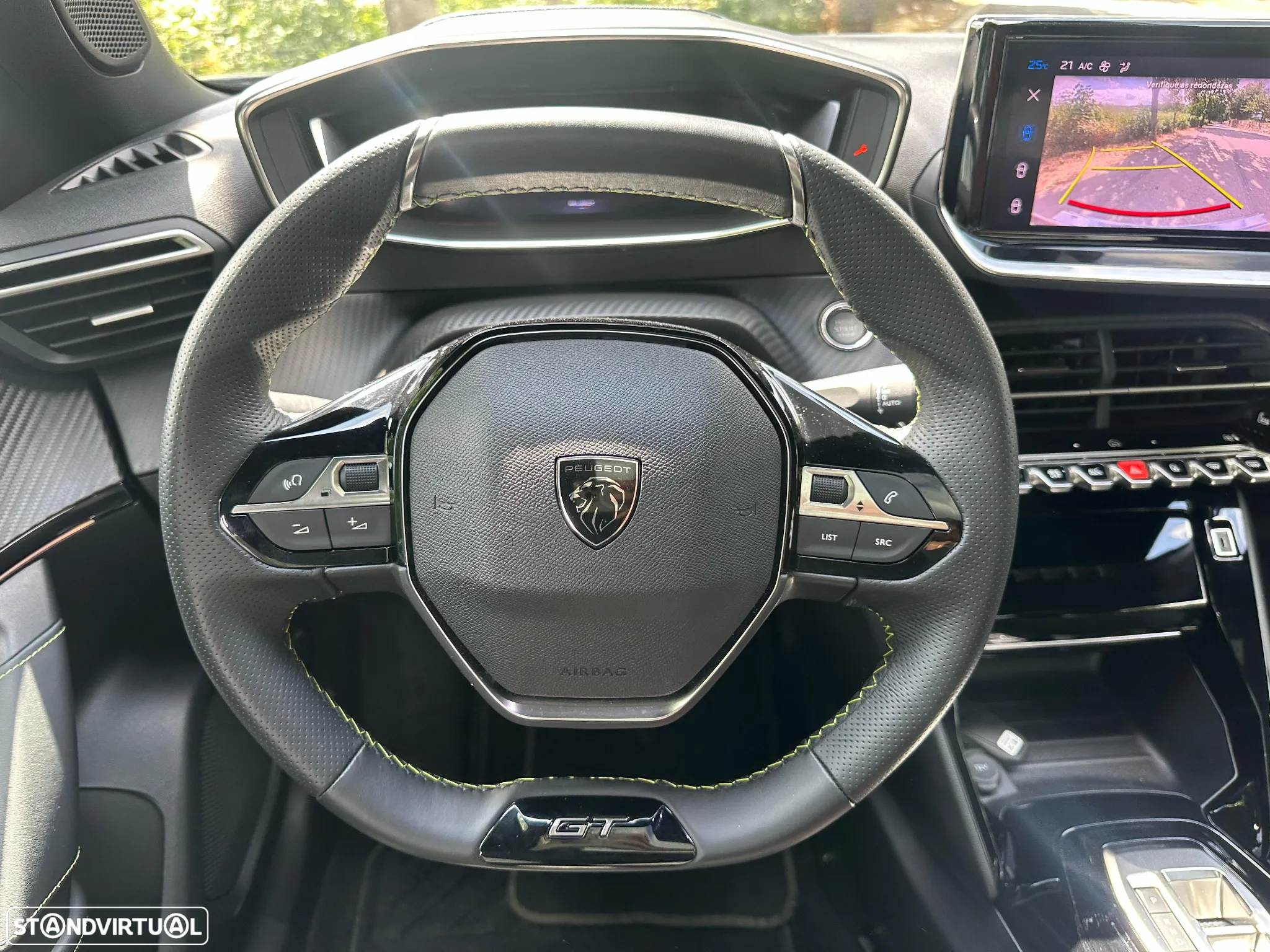 Peugeot e-2008 50 kWh GT Pack - 32