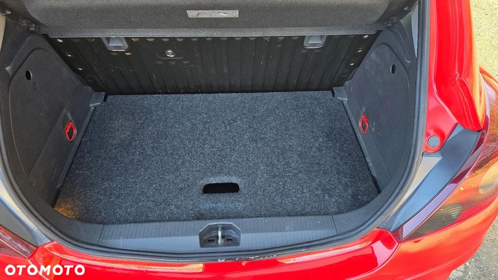 Opel Corsa 1.4 16V Color Edition - 11