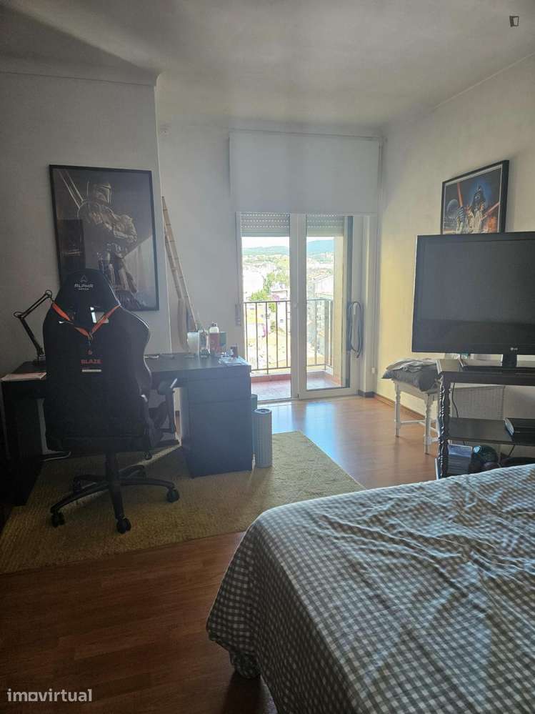 Quarto - localizado em Bairro do Sol Coimbra - Grande imagem: 4/13