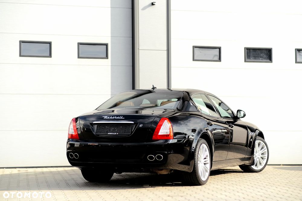 Maserati Quattroporte S - 10