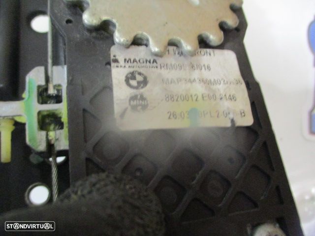 Elevador Sem Motor 8820012E00 MINI R56 FASE 1 2010 1.6D 90CV 3P CINZA AZULADO FD - 3