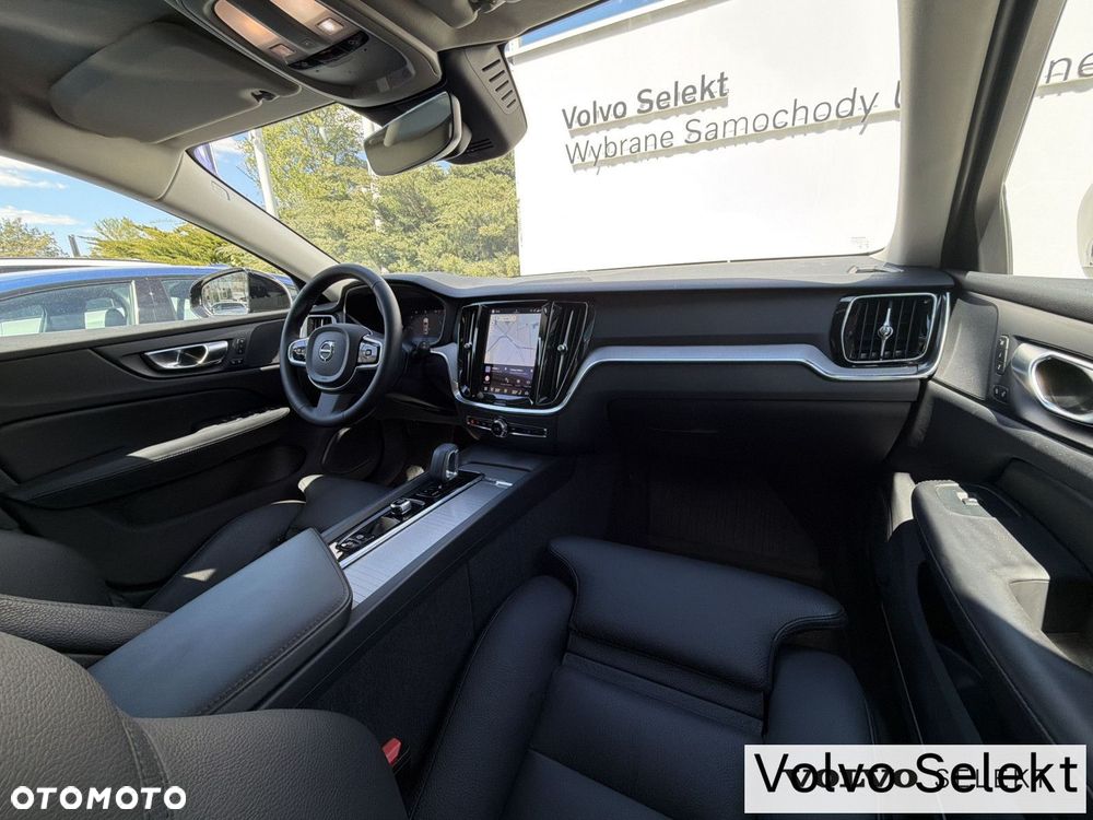 Volvo V60 Cross Country - 15
