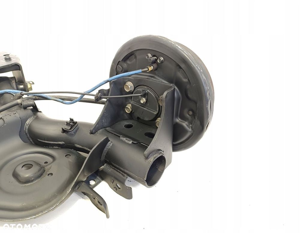 BELKA OŚ TYLNA ZAWIESZENIA ABS NISSAN JUKE I F15 2010-2019 KPL - 3