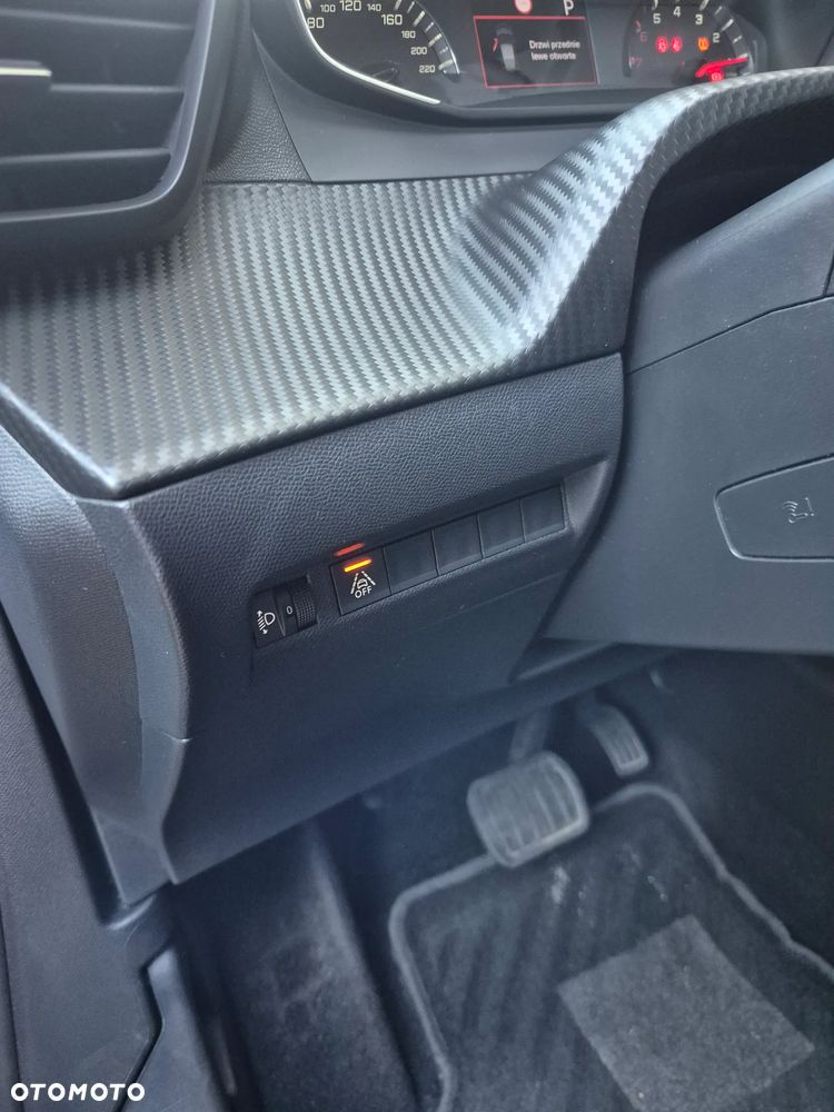 Peugeot 2008 - 33