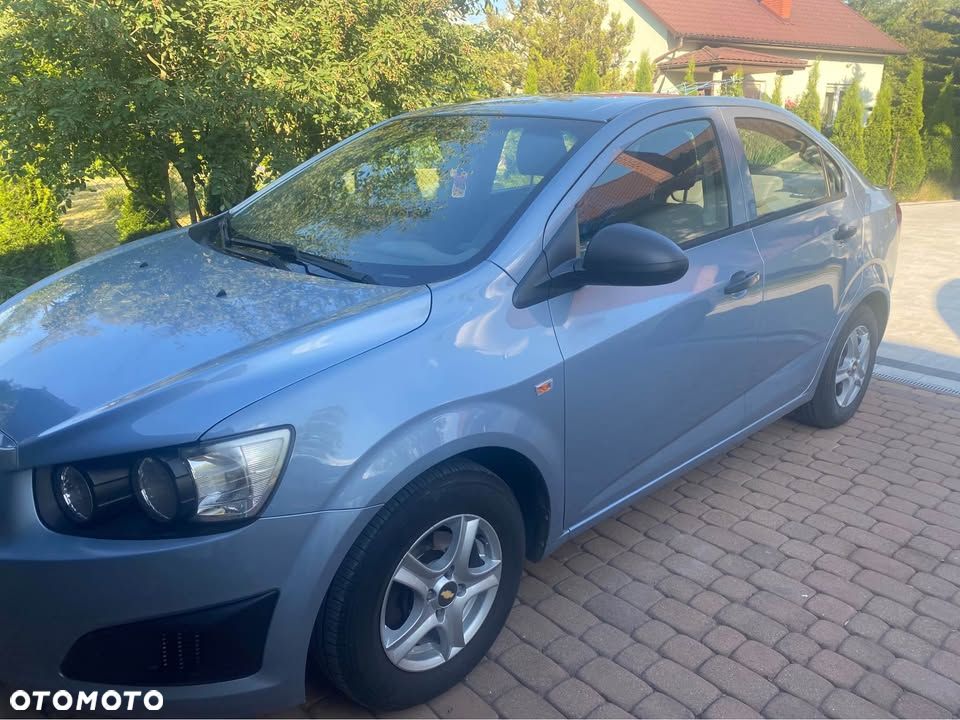 Chevrolet Aveo 1.2 LS - 3
