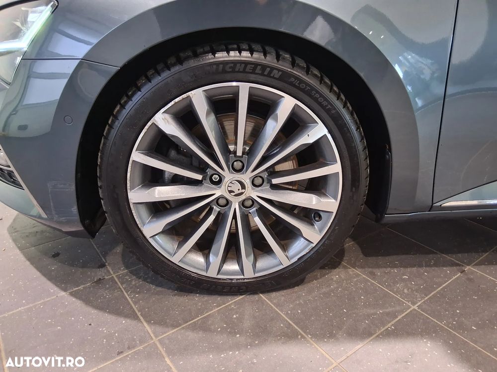 Skoda Superb 2.0 TSI 4X4 DSG Laurin & Klement - 4