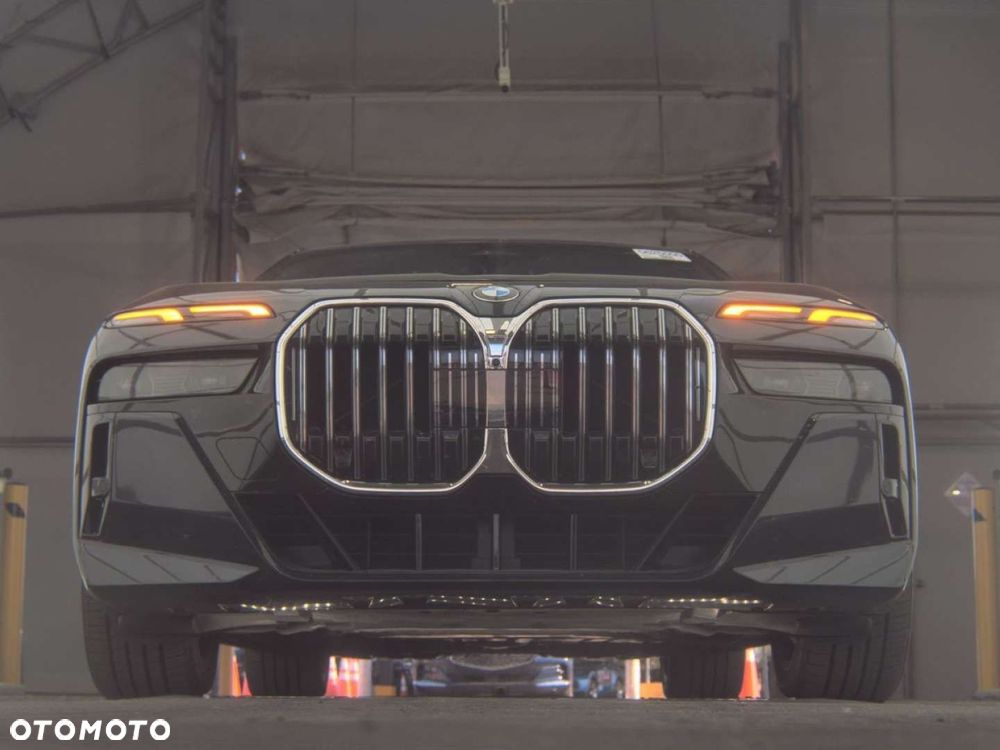 BMW Seria 7 - 3