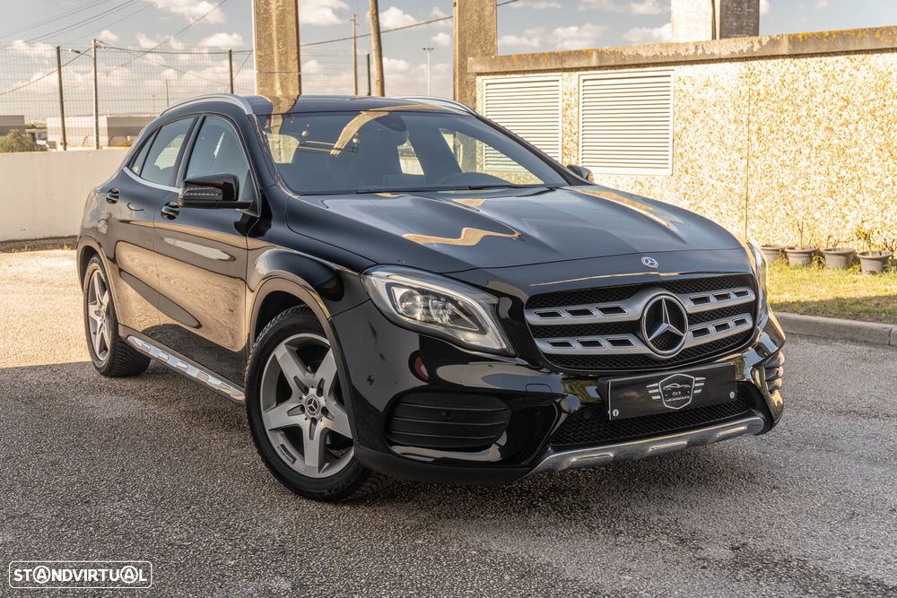 Mercedes-Benz GLA 180 AMG Line - 4