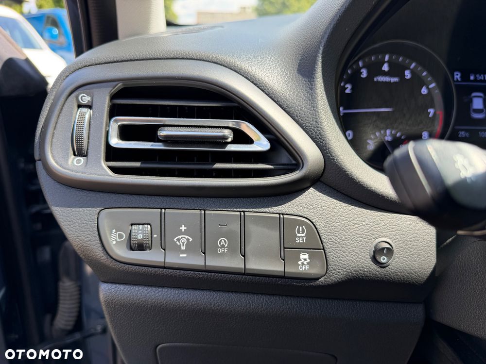 Hyundai i30 1.0 T-GDI Comfort DCT - 31