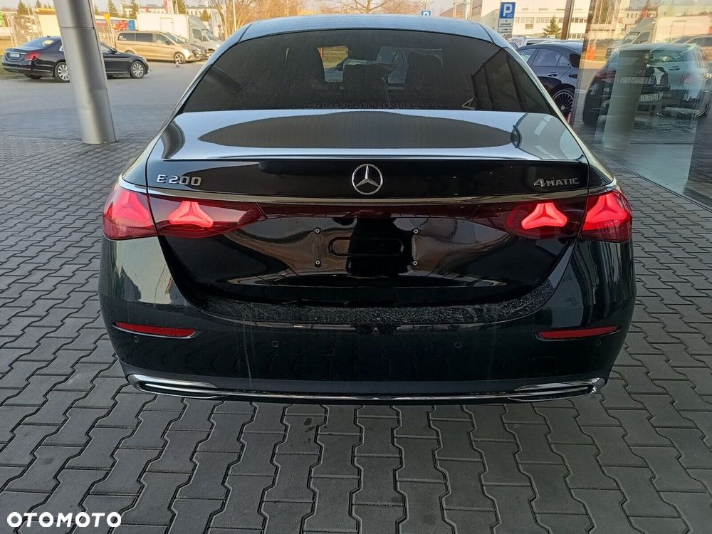 Mercedes-Benz Klasa E - 7