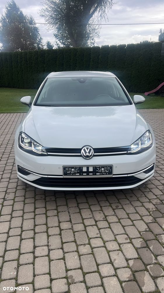 Volkswagen Golf - 11