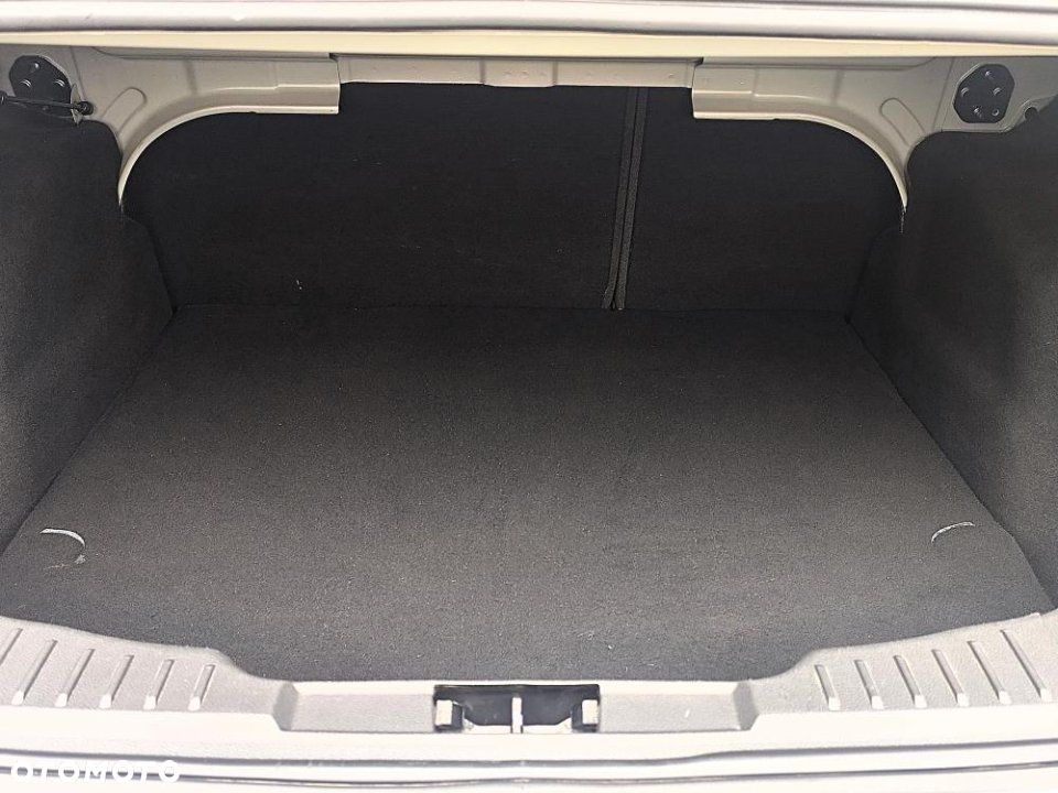 Ford Focus - 27