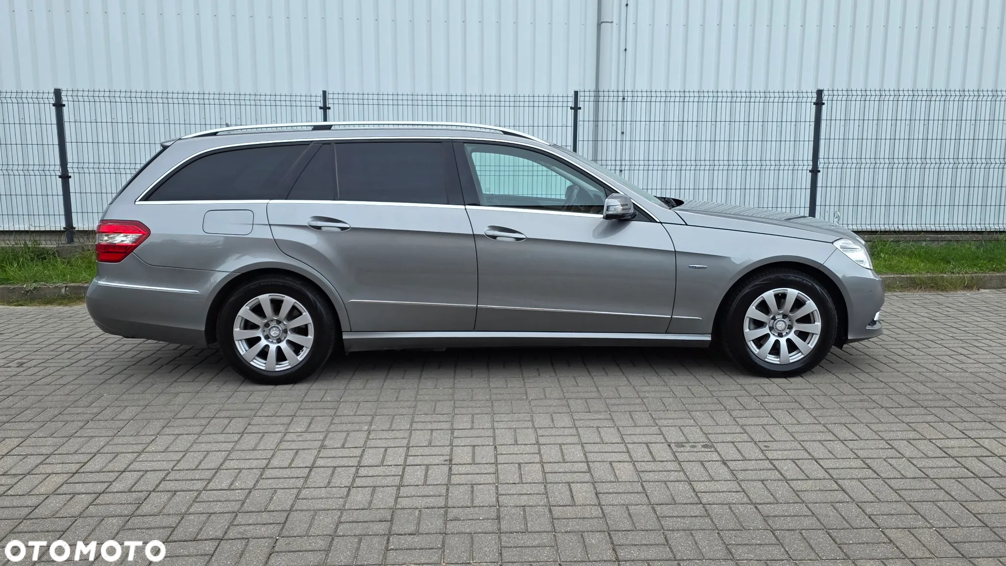 Mercedes-Benz Klasa E 200 Kompressor Avantgarde - 24