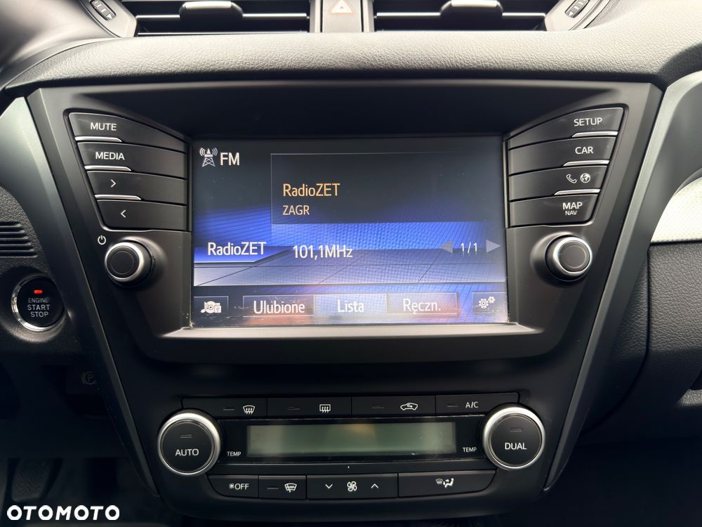 Toyota Avensis 2.0 D-4D Premium - 29