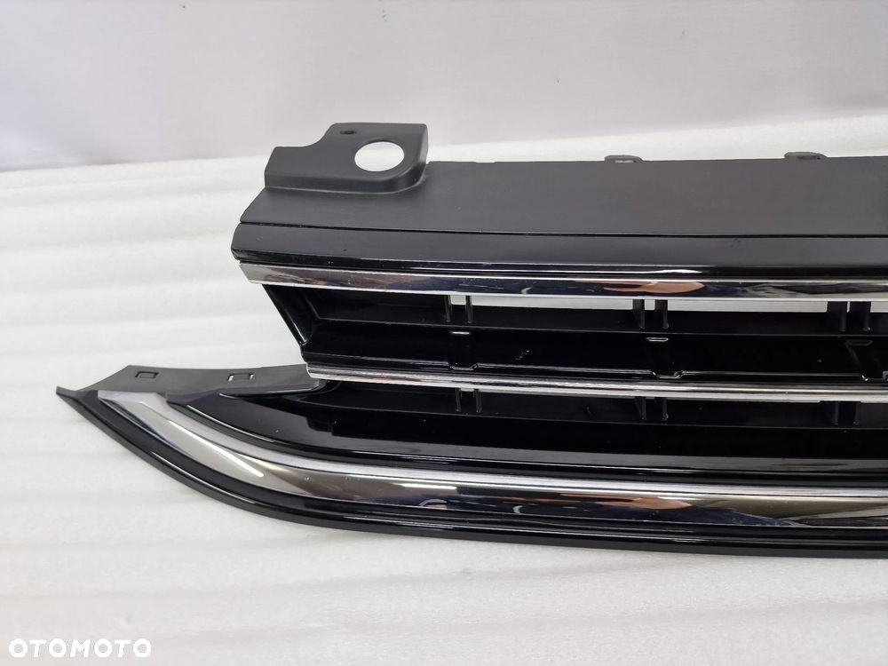 VW SPORTSVAN LIFT 17- ATRAPA / GRILL PRZEDNI PRZÓD POD RADAR , NR 510853653H / 510853651AN/AP , NR AUKCJI GR92 - 3