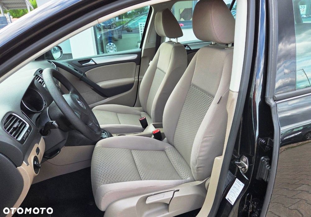 Volkswagen Golf - 13