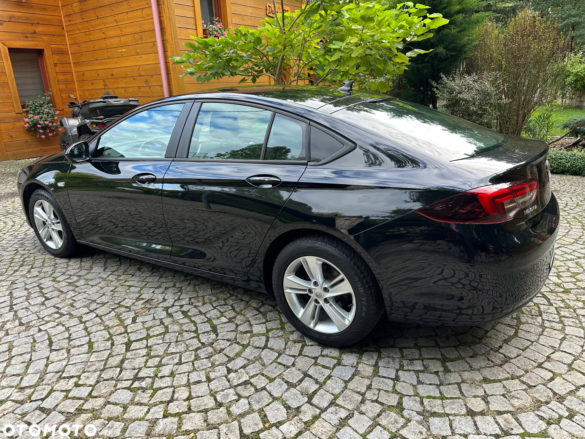 Opel Insignia 1.5 T Enjoy S&S - 4