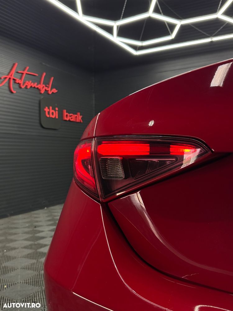 Alfa Romeo Giulia 2.2 JTDM Aut. - 8