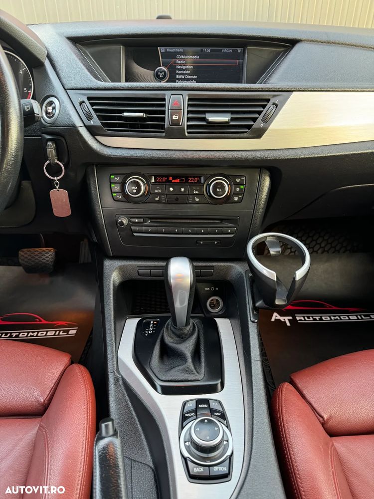 BMW X1 xDrive20d Sport Line - 12