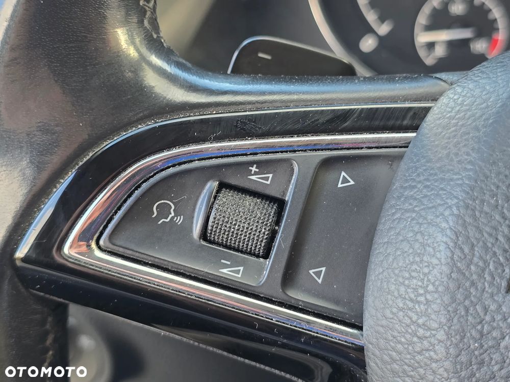 Skoda Superb 2.0 TDI DSG Premium Edition - 19