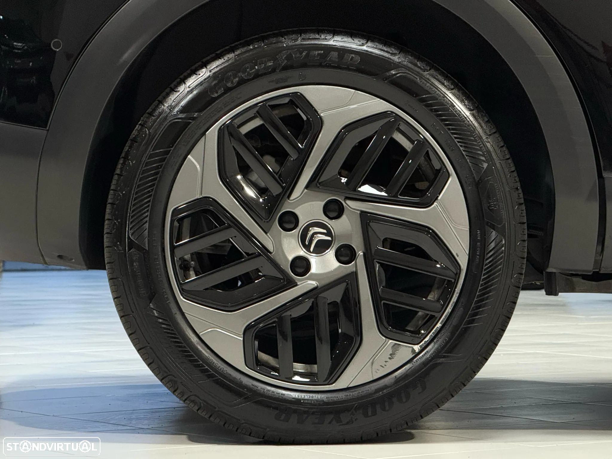 Citroën C4 1.2 PureTech Plus - 29