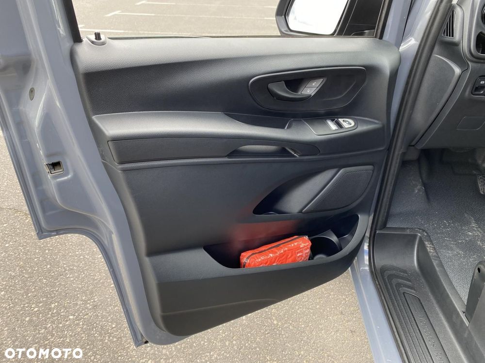 Mercedes-Benz Vito - 11