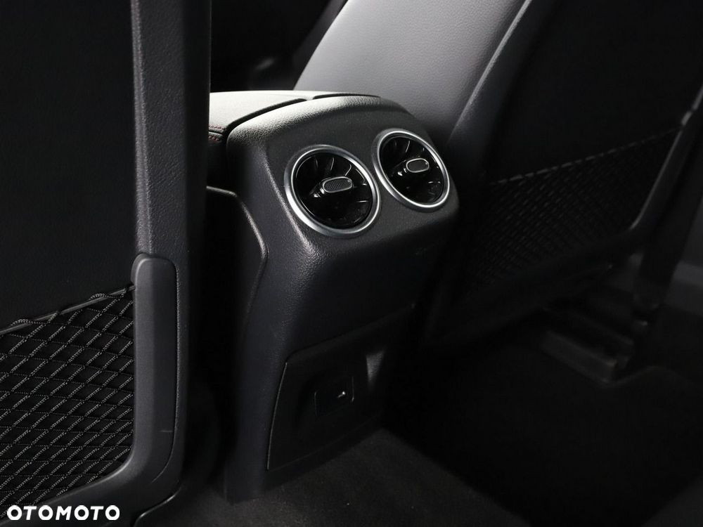 Mercedes-Benz CLA 200 d 8G-DCT AMG Line - 38