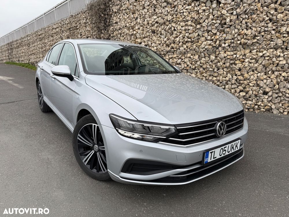 Volkswagen Passat Variant 2.0 TDI DSG Comfortline - 1
