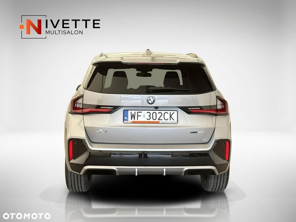 BMW X1 - 10