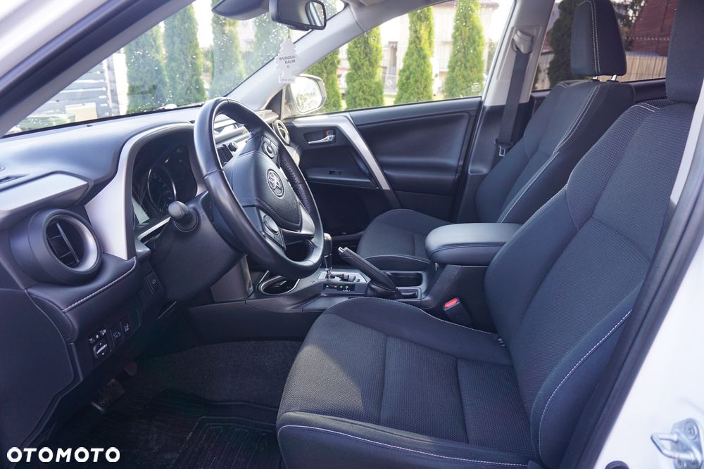 Toyota RAV4 Hybrid Style 4x4 - 10