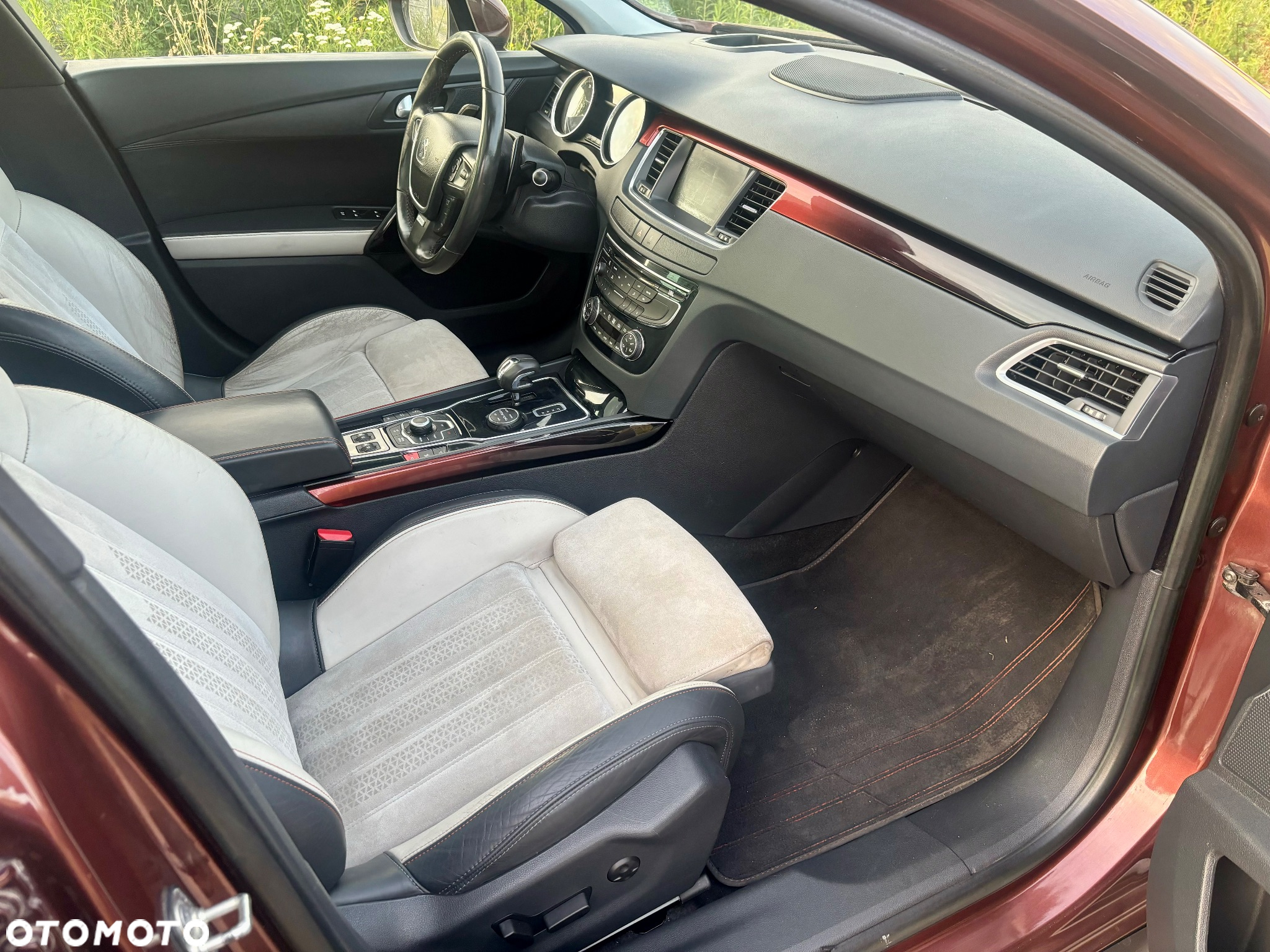 Peugeot 508 RXH Hybrid4 - 13