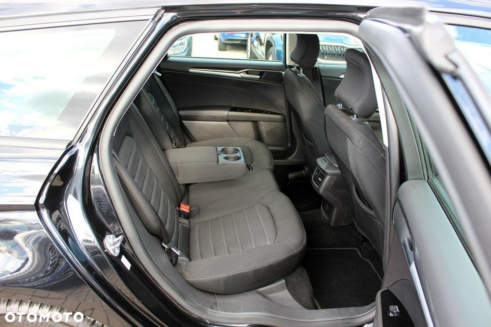 Ford Mondeo 2.0 Hybrid Trend - 9