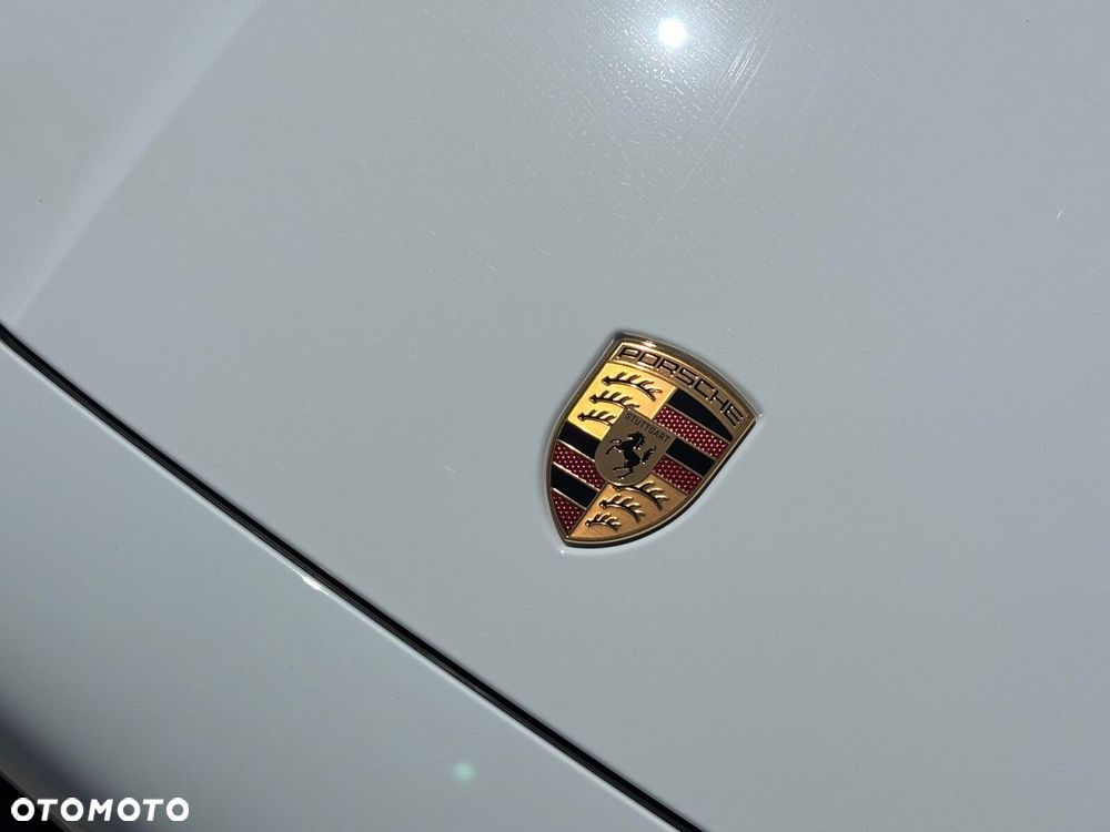 Porsche Cayenne - 18