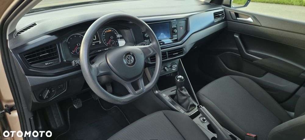 Volkswagen Polo 1.0 Trendline - 27