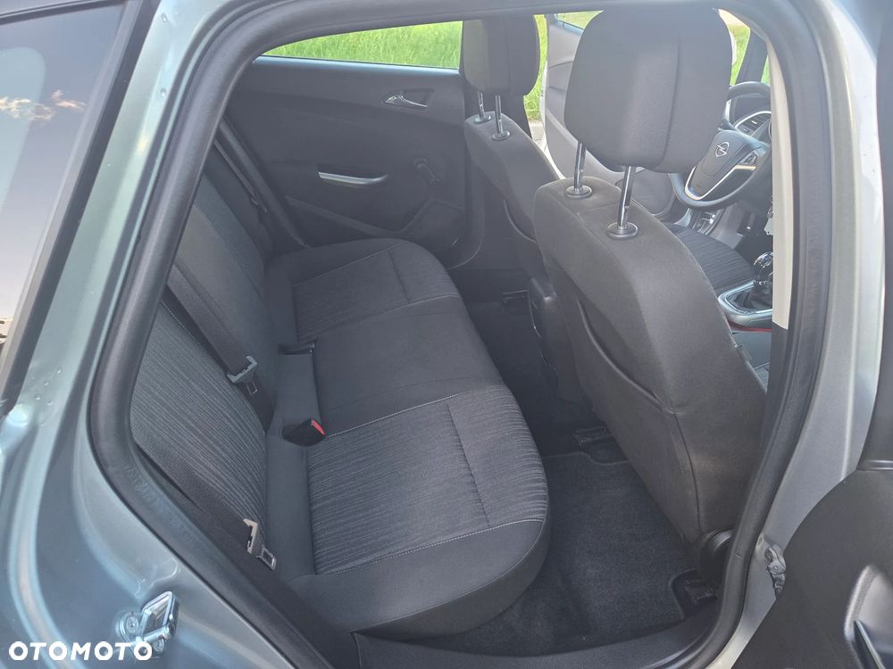 Opel Astra 1.6 - 25