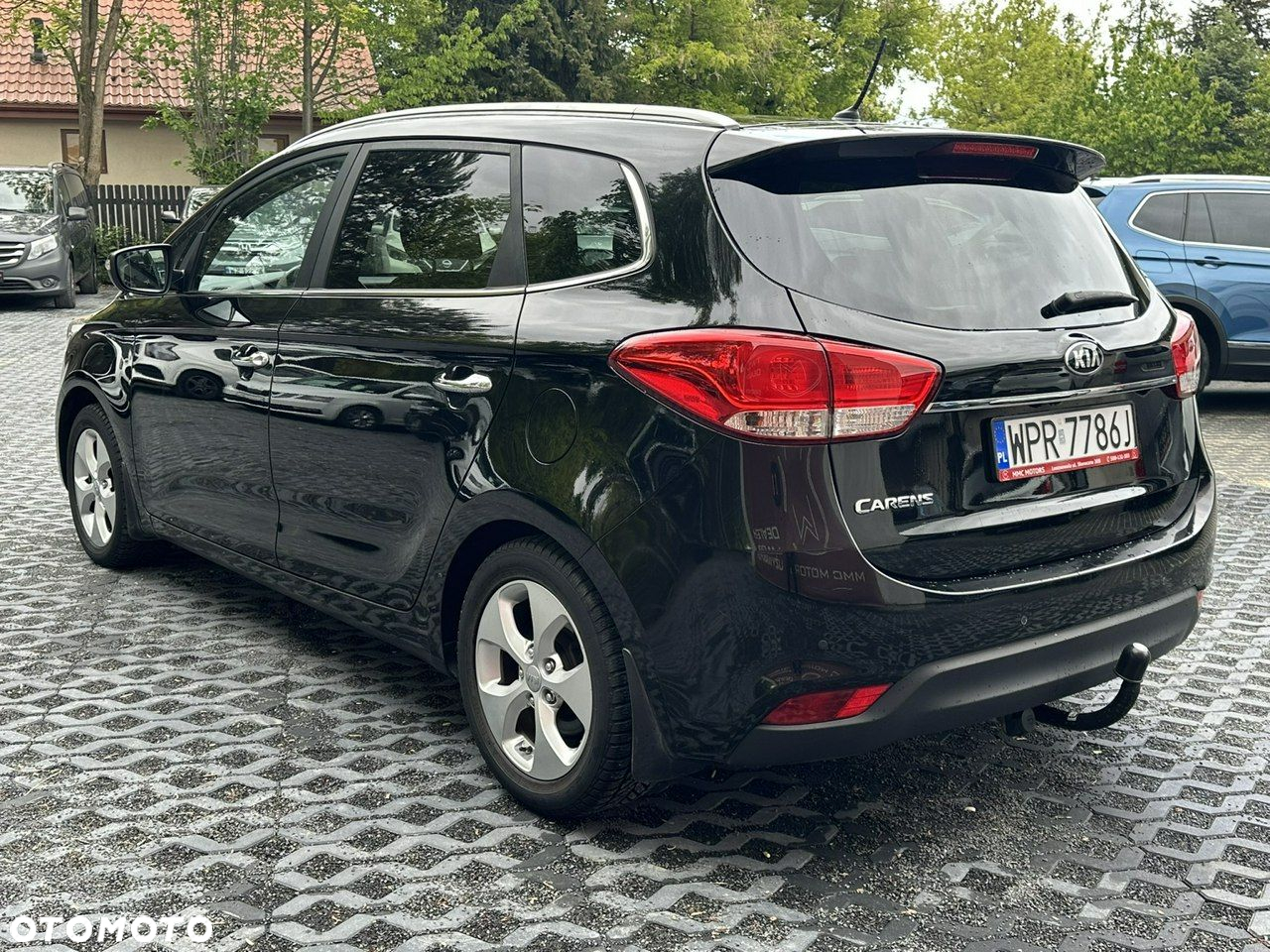 Kia Carens 1.6 GDI L - 6
