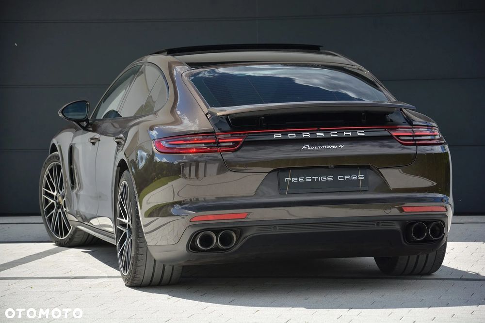 Porsche Panamera 4 - 7