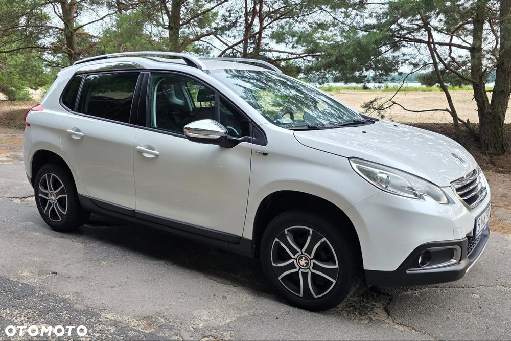 Peugeot 2008 1.2 Pure Tech Style - 4