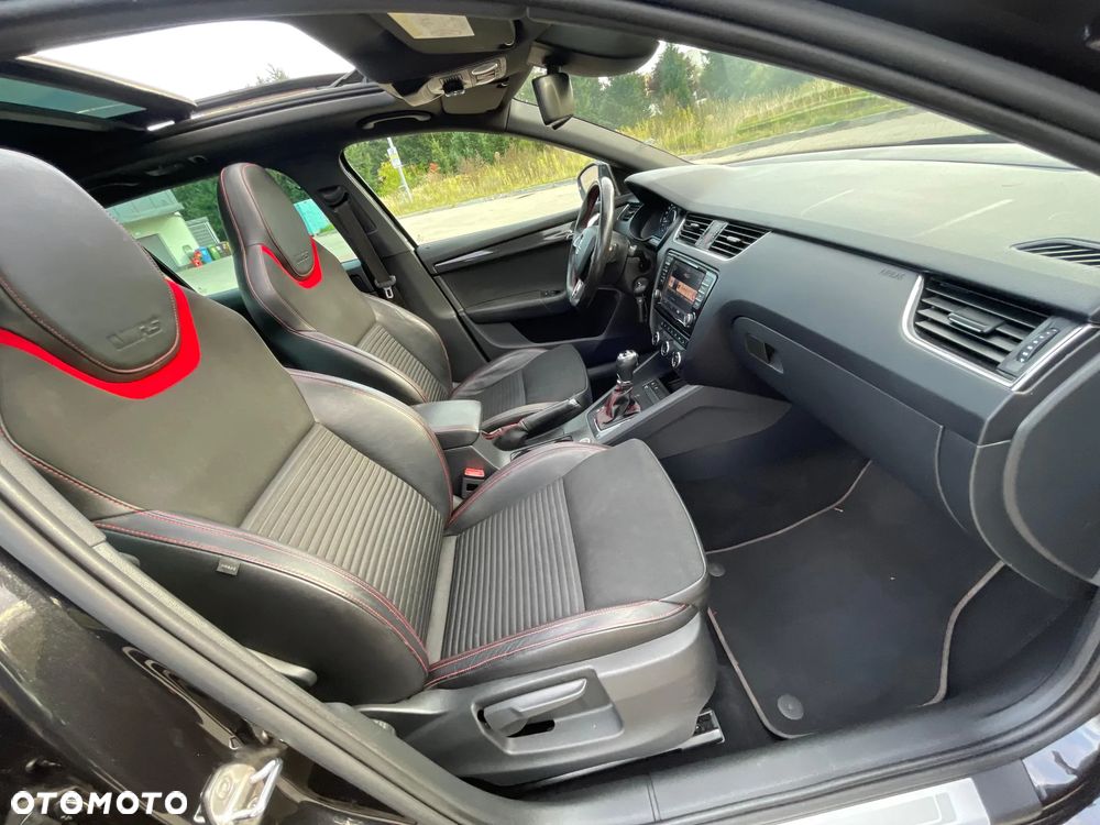 Skoda Octavia 2.0 TDI DSG RS - 13