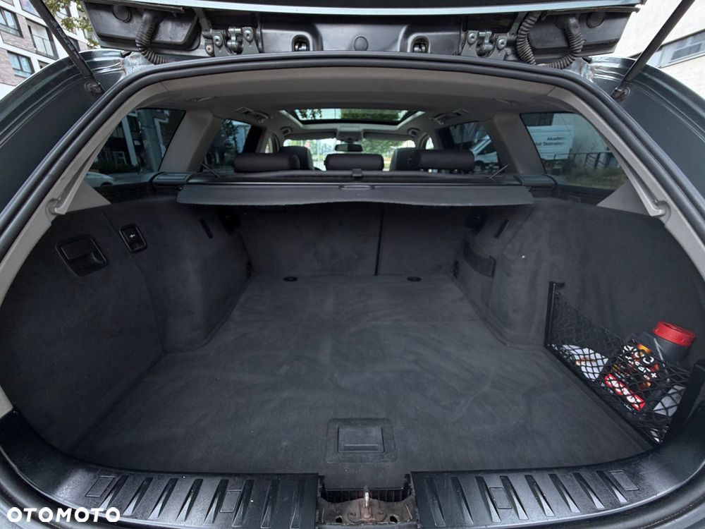 BMW Seria 3 320d Efficient Dynamics - 12