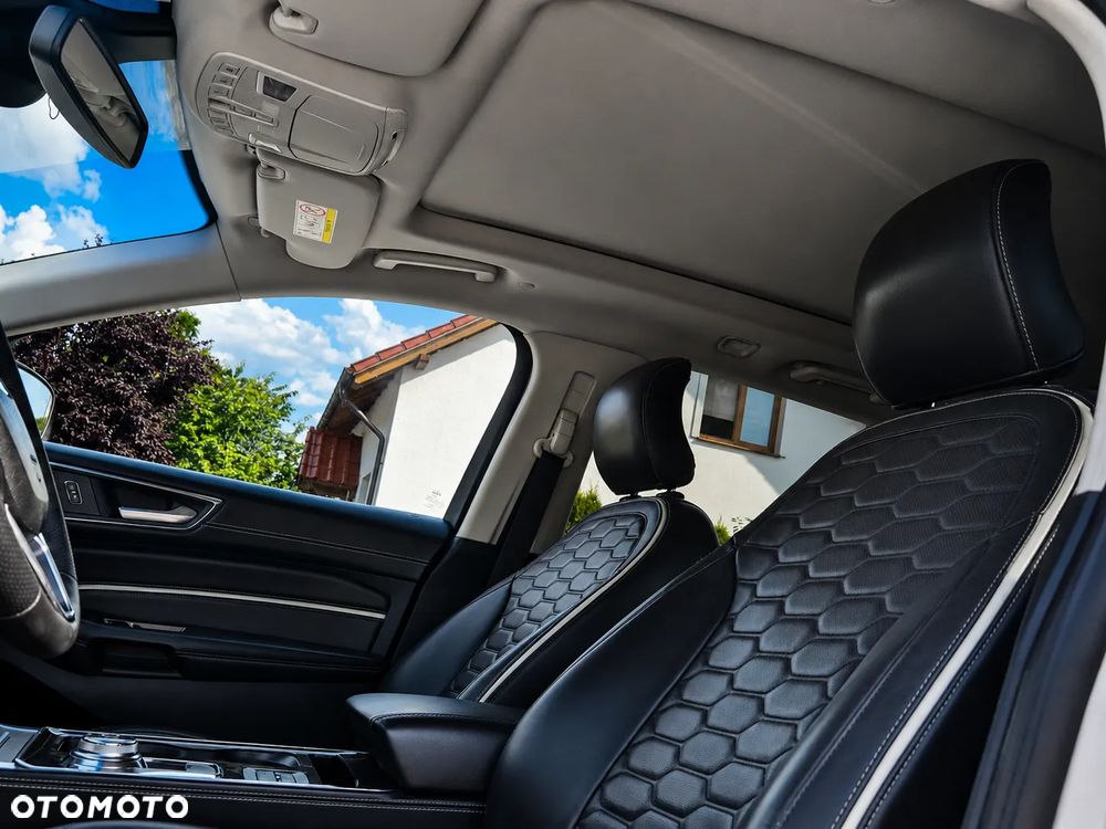 Ford Edge 2.0 EcoBlue Bi-Turbo 4x4 Vignale - 18