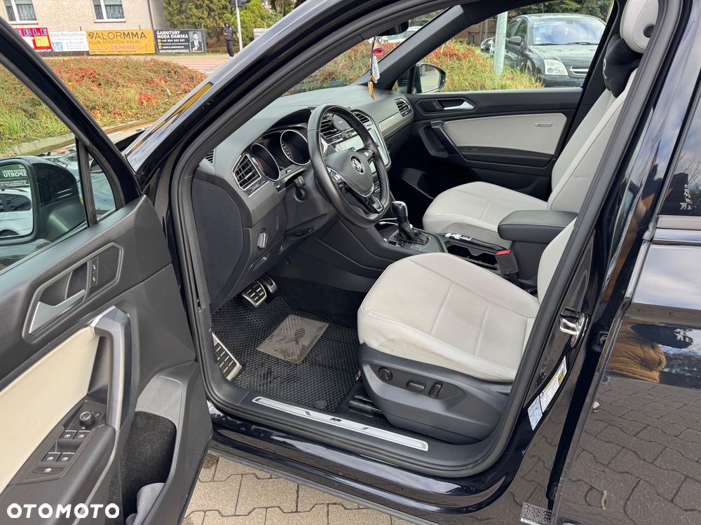 Volkswagen Tiguan - 19