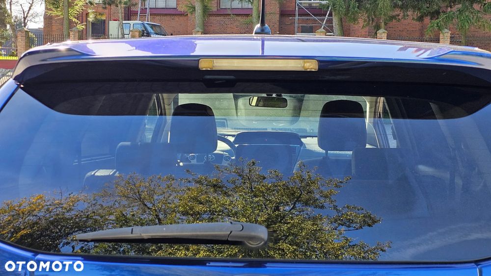 Toyota Prius+ - 25