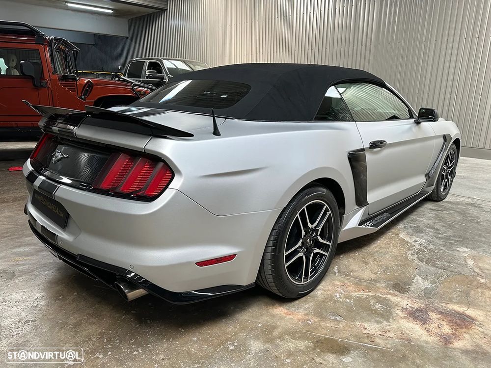 Ford Mustang 2.3i EcoBoost Aut. - 31