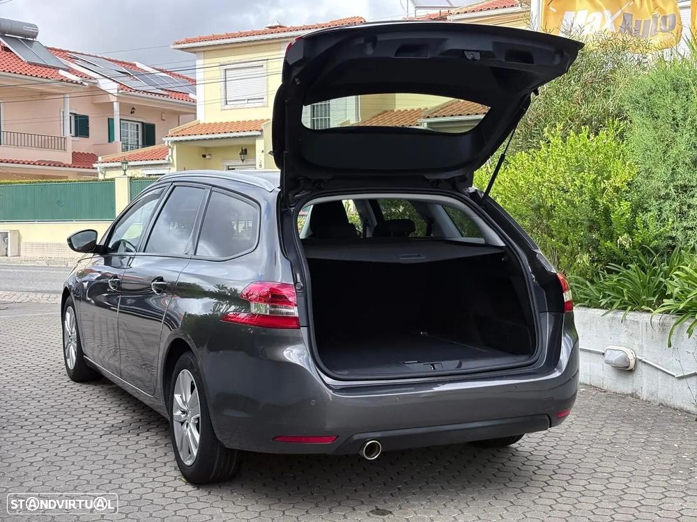 Peugeot 308 SW 1.2 PureTech Style - 25